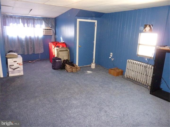 419 Laurel Road Lansdowne, PA 19050 - Photo 12 of 15