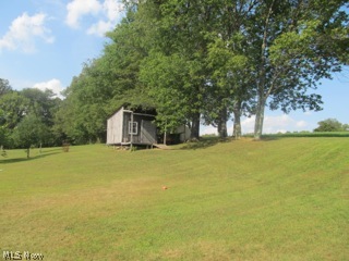 57246 Stumptown Road Barnesville, OH 43713 - Photo 10 of 11 Gallery Image 10