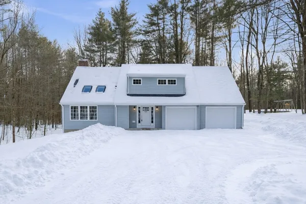 $760,000 | 122 Jewett Street, Pepperell, MA 01463