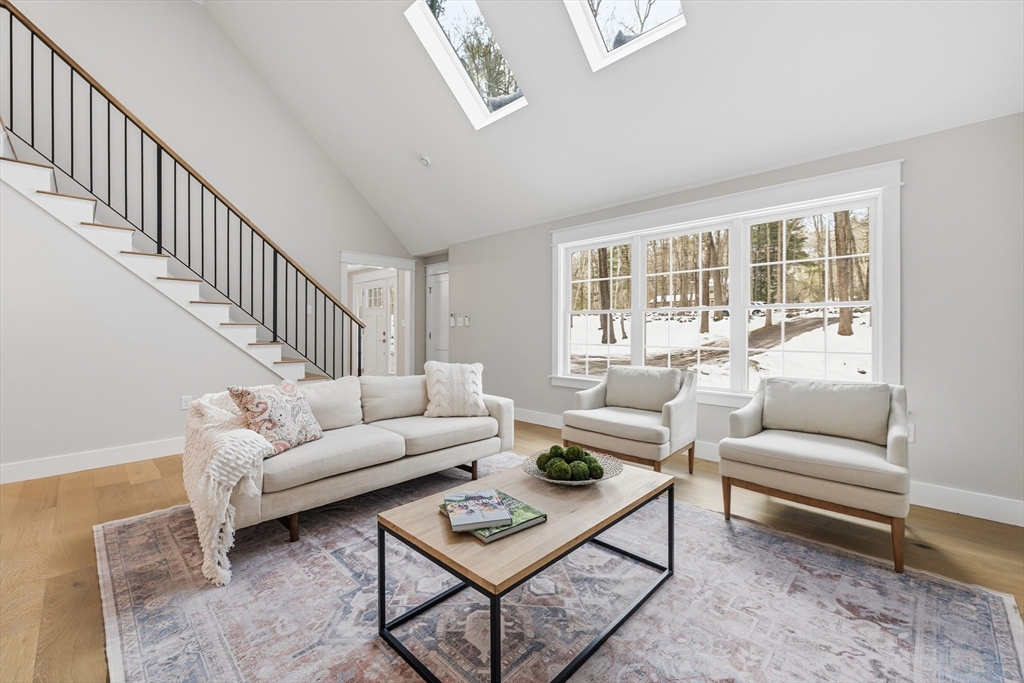 122 Jewett Street Pepperell, MA 01463 - Photo 11 of 40