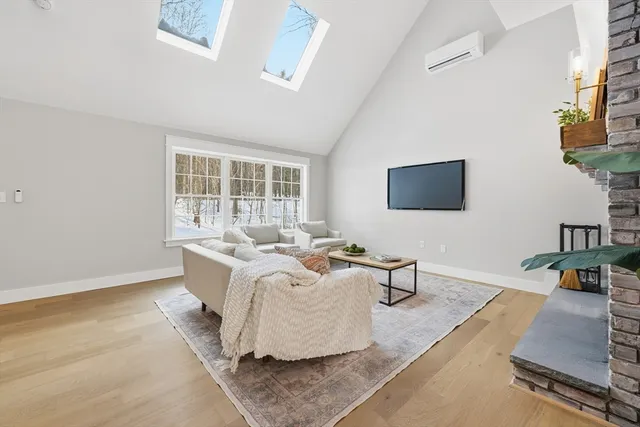 $749,900 | 122 Jewett Street, Pepperell, MA 01463