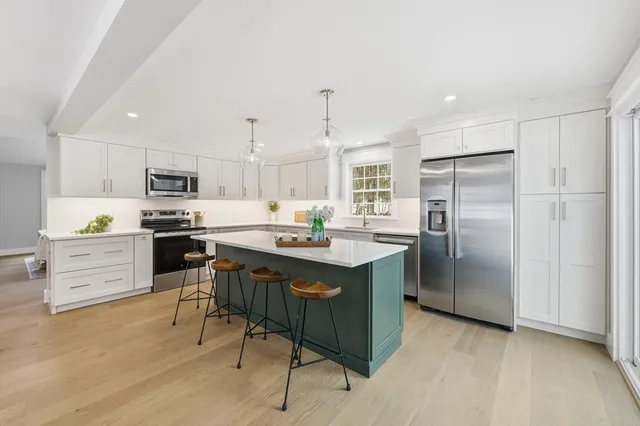 $749,900 | 122 Jewett Street, Pepperell, MA 01463