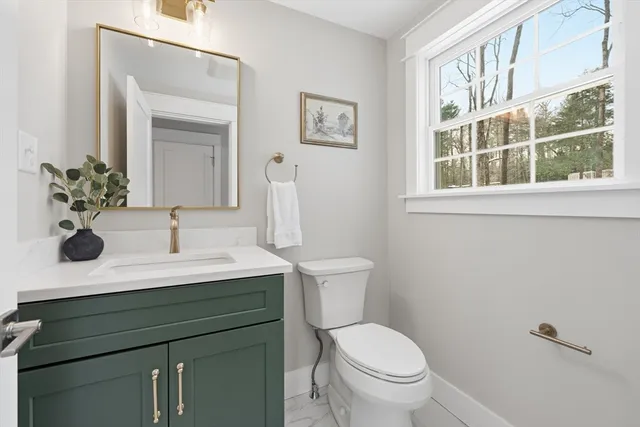 $749,900 | 122 Jewett Street, Pepperell, MA 01463