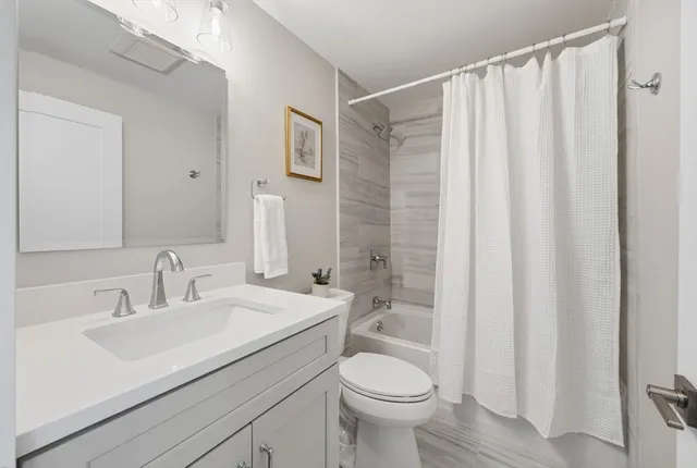 $749,900 | 122 Jewett Street, Pepperell, MA 01463