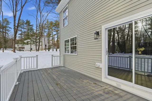 $749,900 | 122 Jewett Street, Pepperell, MA 01463