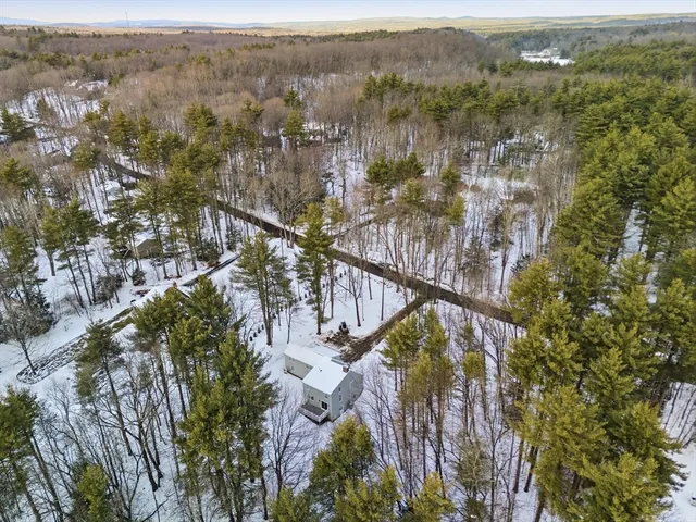 $749,900 | 122 Jewett Street, Pepperell, MA 01463