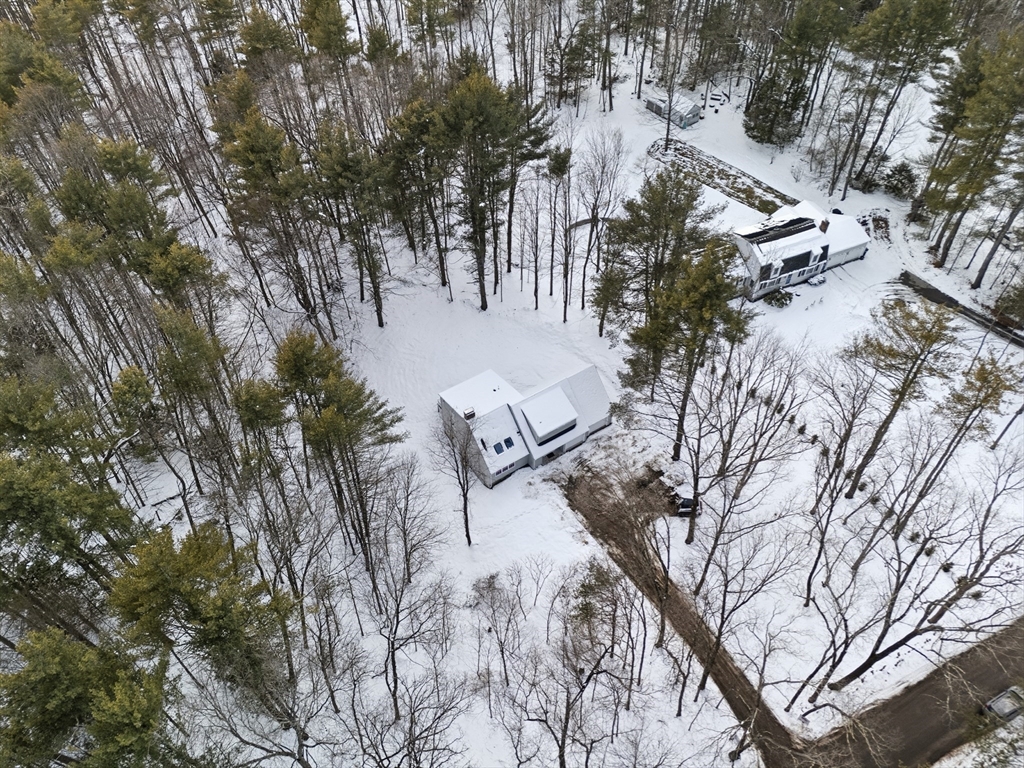 122 Jewett Street Pepperell, MA 01463 - Photo 7 of 40