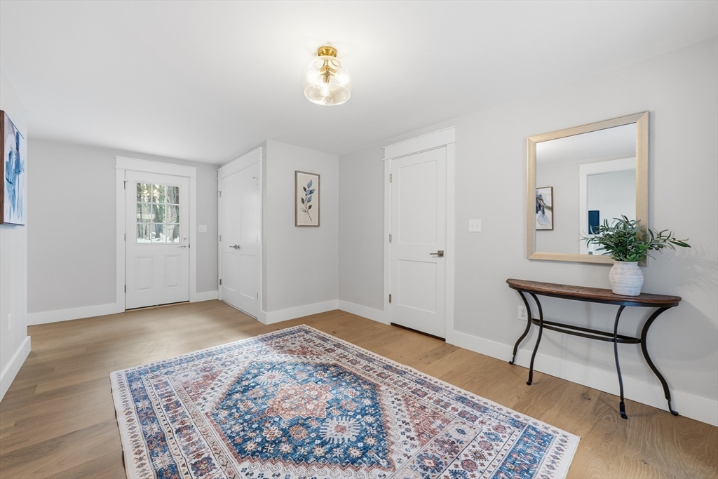 122 Jewett Street Pepperell, MA 01463 - Photo 8 of 40