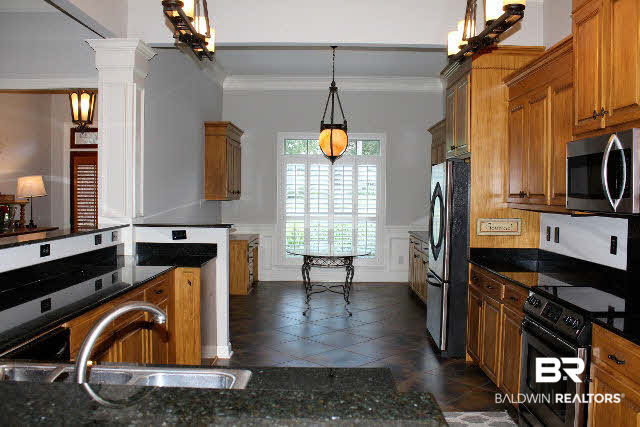 8643 Pine Run Daphne, AL 36527 - Photo 10 of 45 Kitchen
