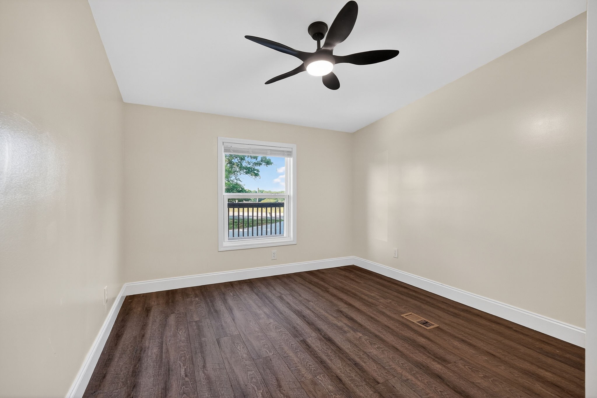 1883 Browntown Road Sparta, TN 38583 - Photo 35 of 45