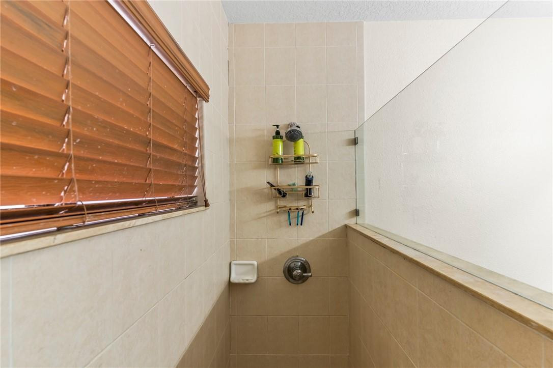 11115 West Okeechobee Road, Unit 143 Hialeah Gardens, FL 33018 - Photo 18 of 28 Photo 18