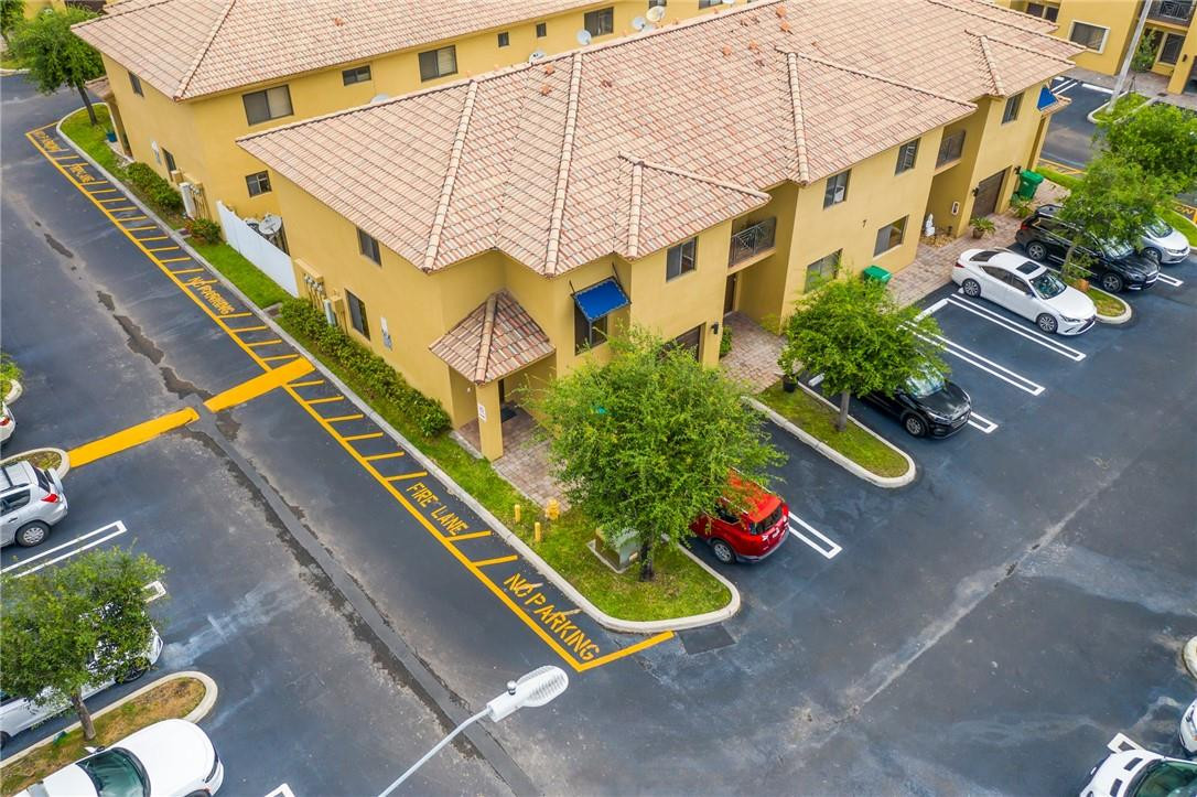 11115 West Okeechobee Road, Unit 143 Hialeah Gardens, FL 33018 - Photo 2 of 28 Photo 2