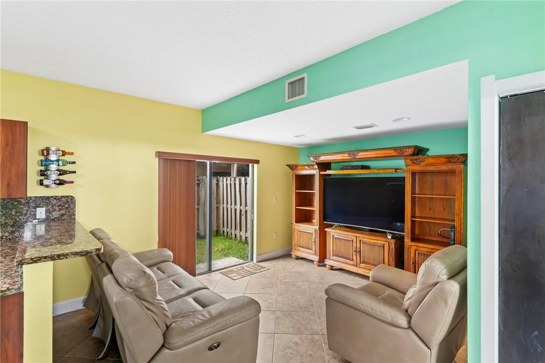 11115 West Okeechobee Road, Unit 143 Hialeah Gardens, FL 33018 - Photo 10 of 28 Photo 10