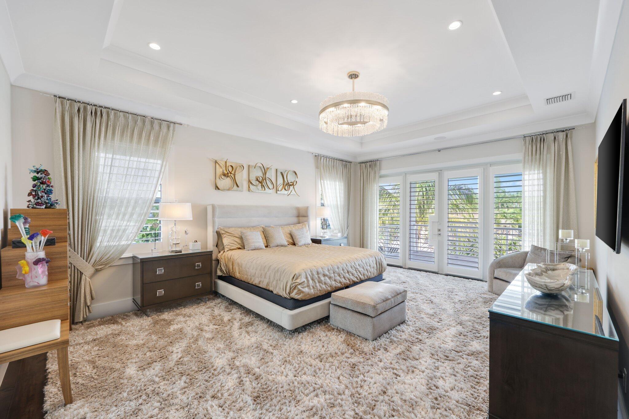 917 Tropic Boulevard Delray Beach, FL 33483 - Photo 11 of 32 917 Tropic Boulevard - 65.jpg-SMALL