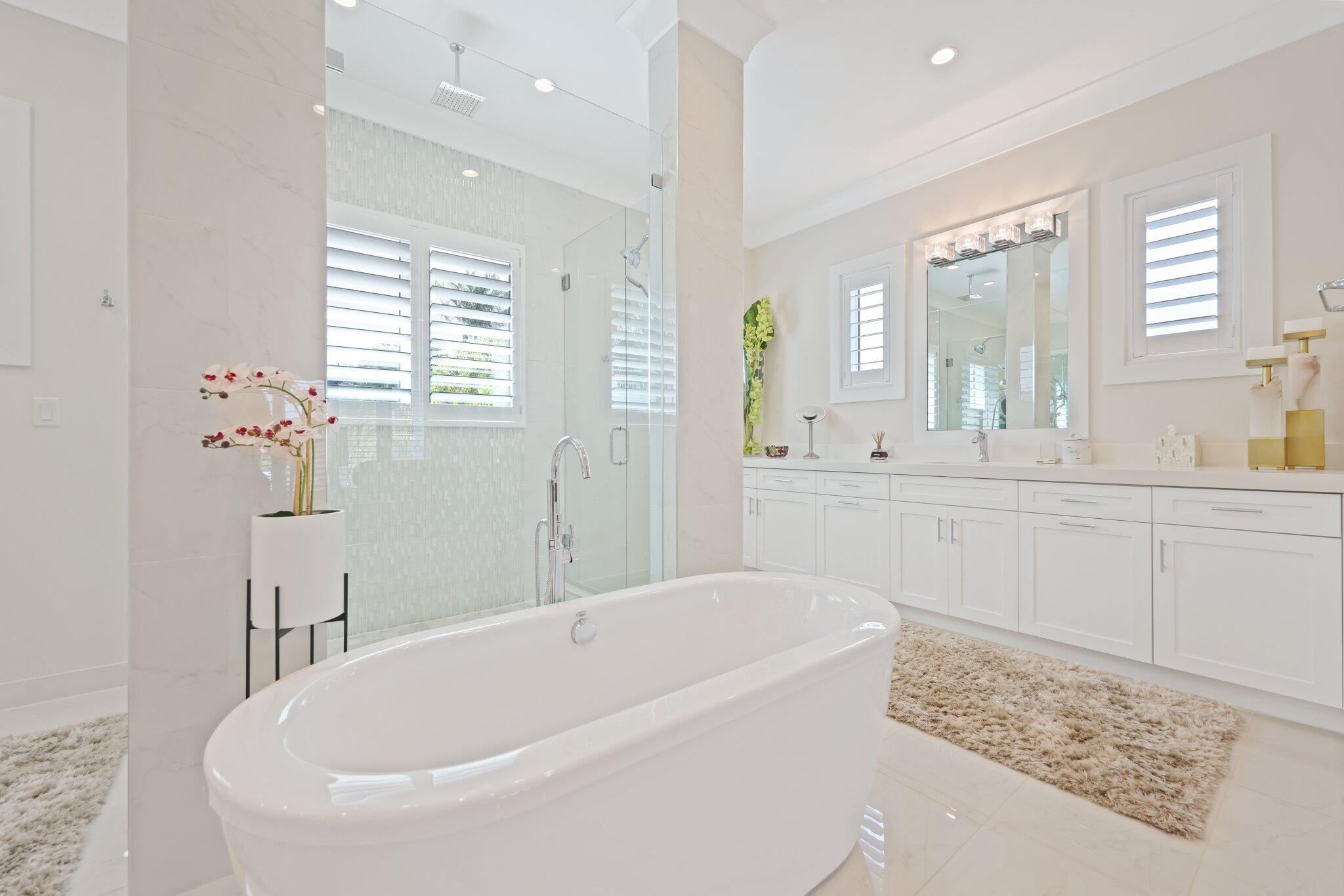 917 Tropic Boulevard Delray Beach, FL 33483 - Photo 14 of 32 917 Tropic Boulevard - 69.jpg-SMALL