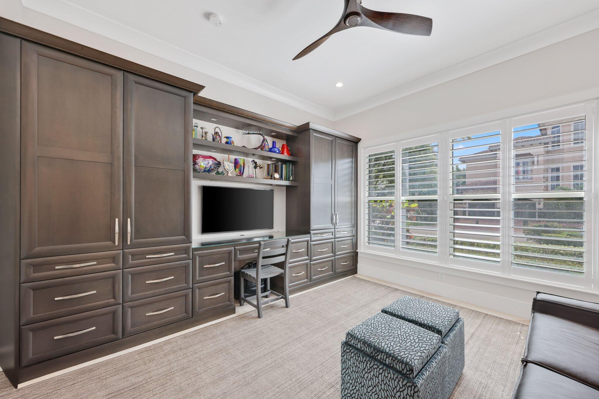 917 Tropic Boulevard Delray Beach, FL 33483 - Photo 30 of 32 917 Tropic Boulevard - 75.jpg-SMALL