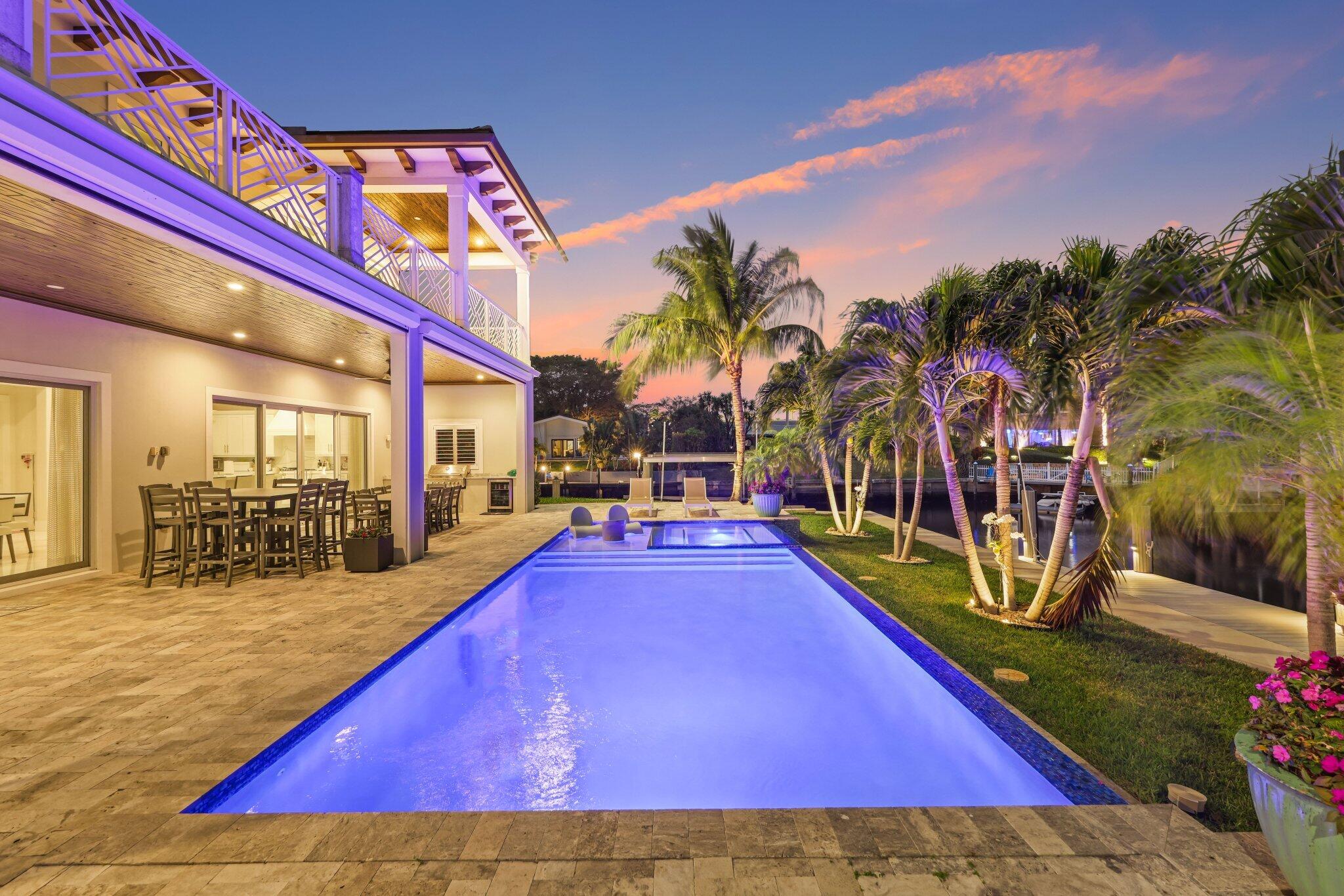 917 Tropic Boulevard Delray Beach, FL 33483 - Photo 4 of 32 917 Tropic Boulevard - 105.jpg-SMALL