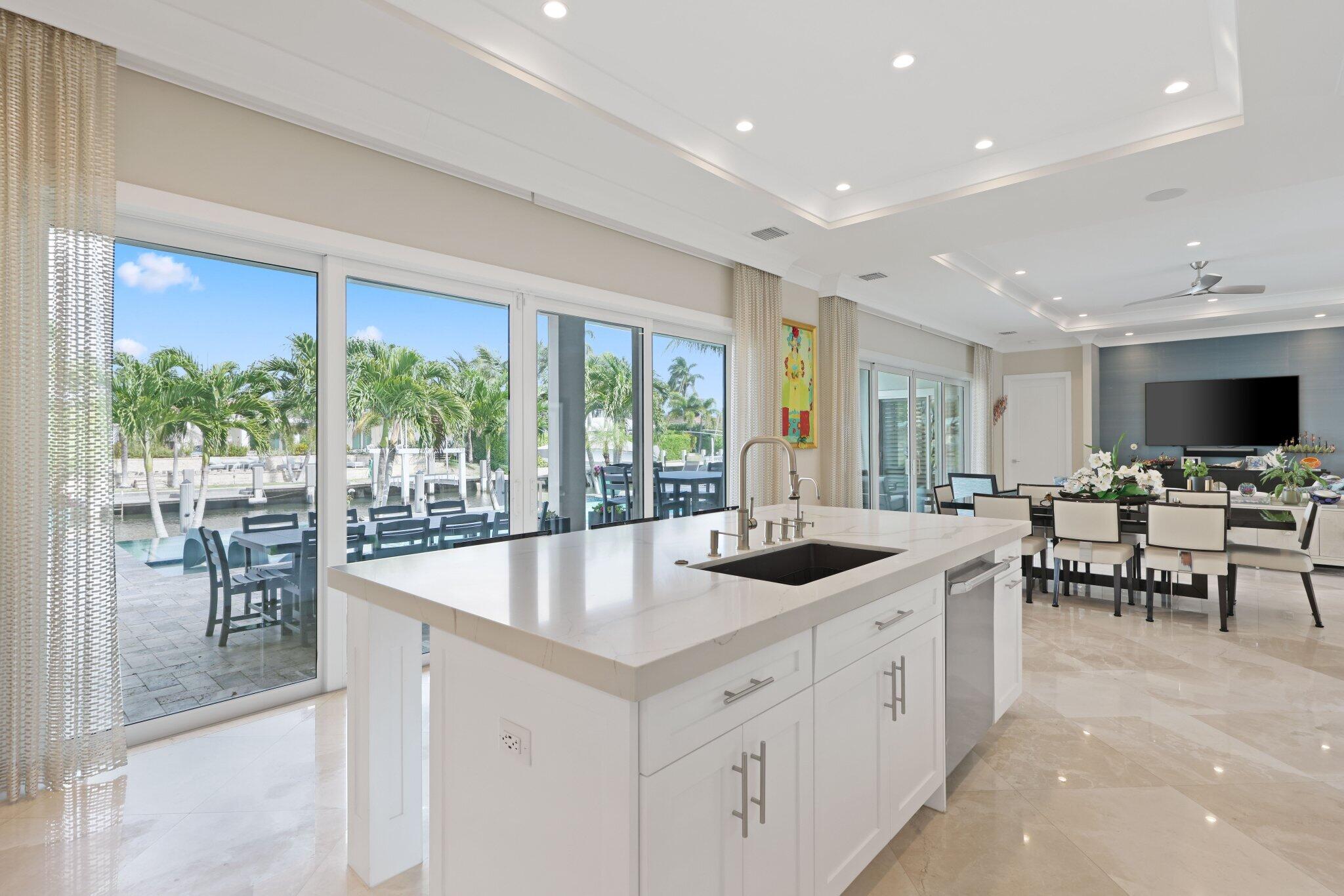 917 Tropic Boulevard Delray Beach, FL 33483 - Photo 7 of 32 917 Tropic Boulevard - 22.jpg-SMALL