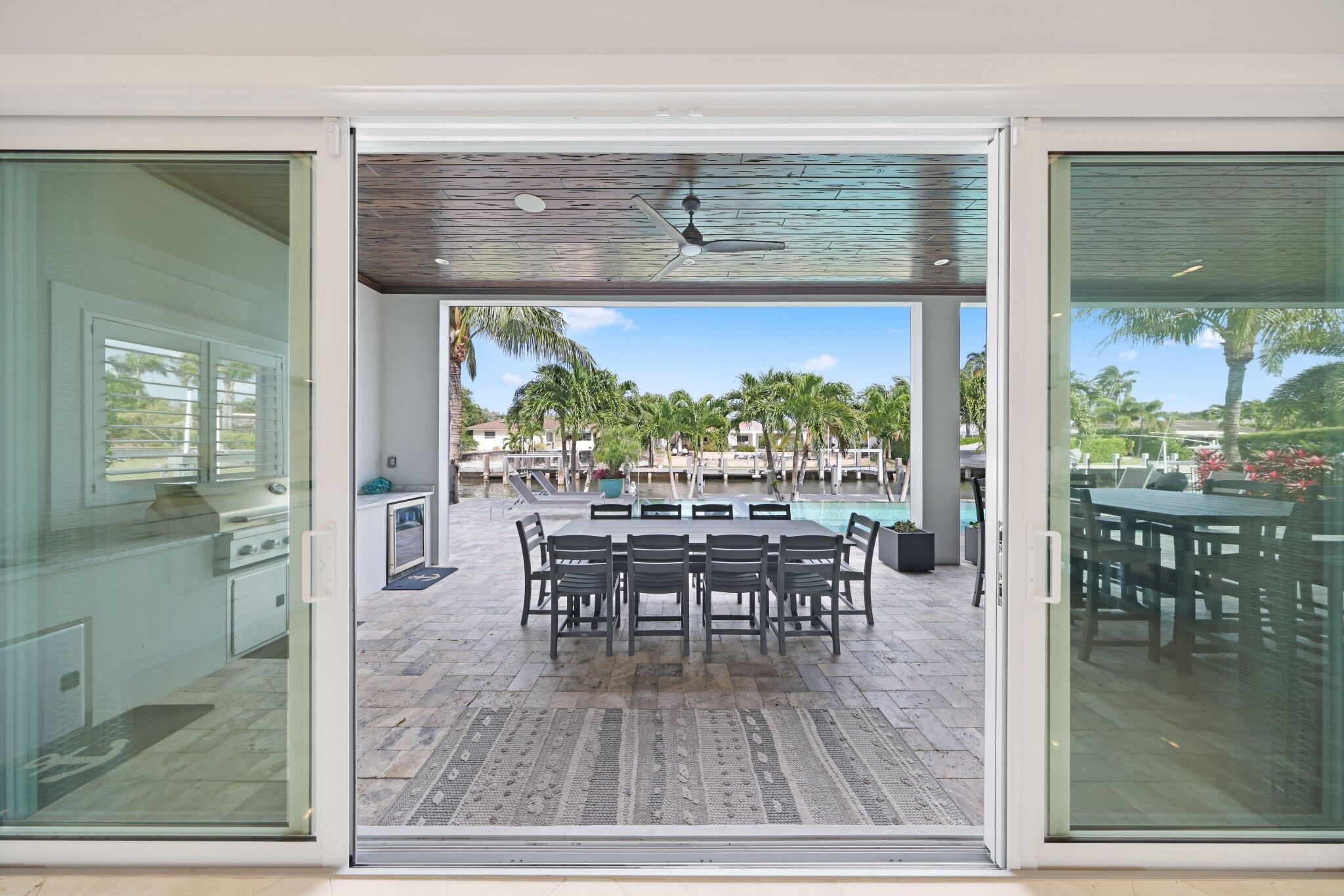 917 Tropic Boulevard Delray Beach, FL 33483 - Photo 8 of 32 917 Tropic Boulevard - 25.jpg-SMALL