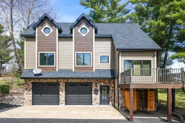 $1,650,000 | W5020 West Long Lake Road, Waupaca, WI 54981