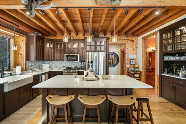 $1,650,000 | W5020 West Long Lake Road, Waupaca, WI 54981