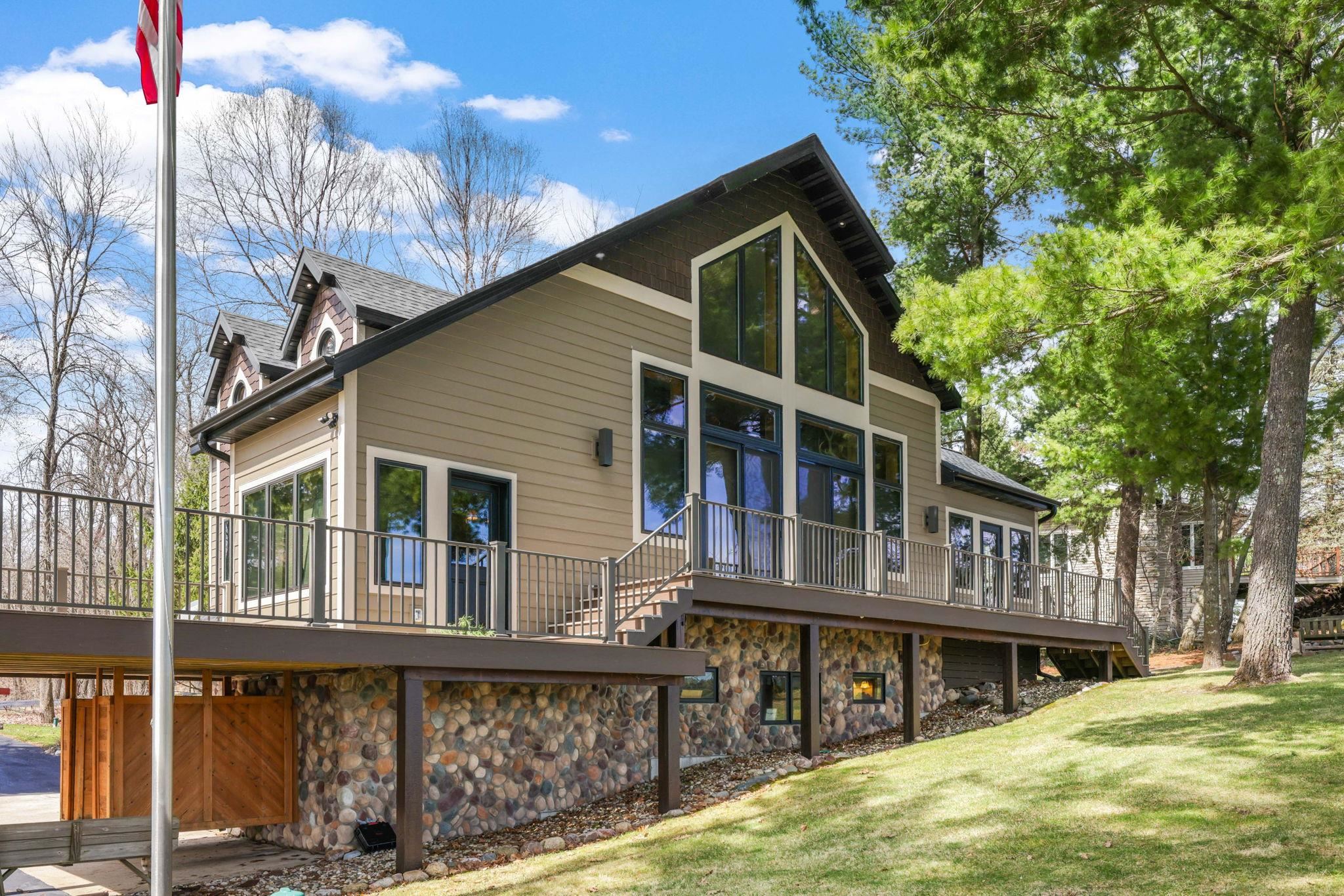 W5020 West Long Lake Road Waupaca, WI 54981 - Photo 3 of 69