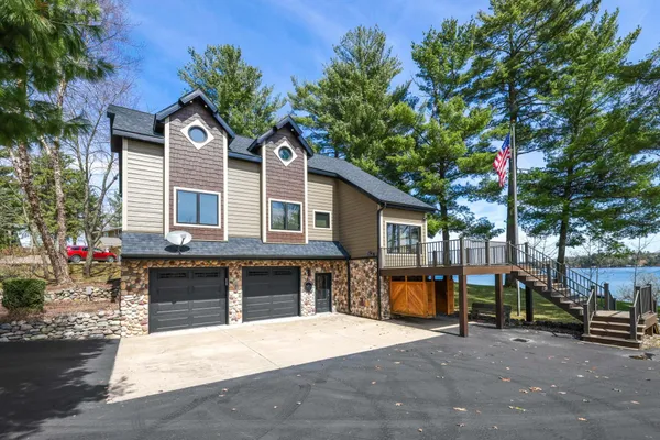 $1,650,000 | W5020 West Long Lake Road, Waupaca, WI 54981