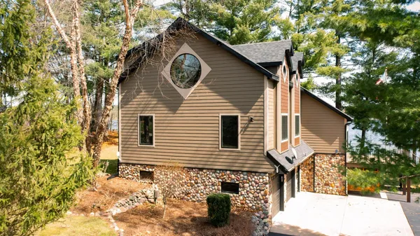 $1,650,000 | W5020 West Long Lake Road, Waupaca, WI 54981
