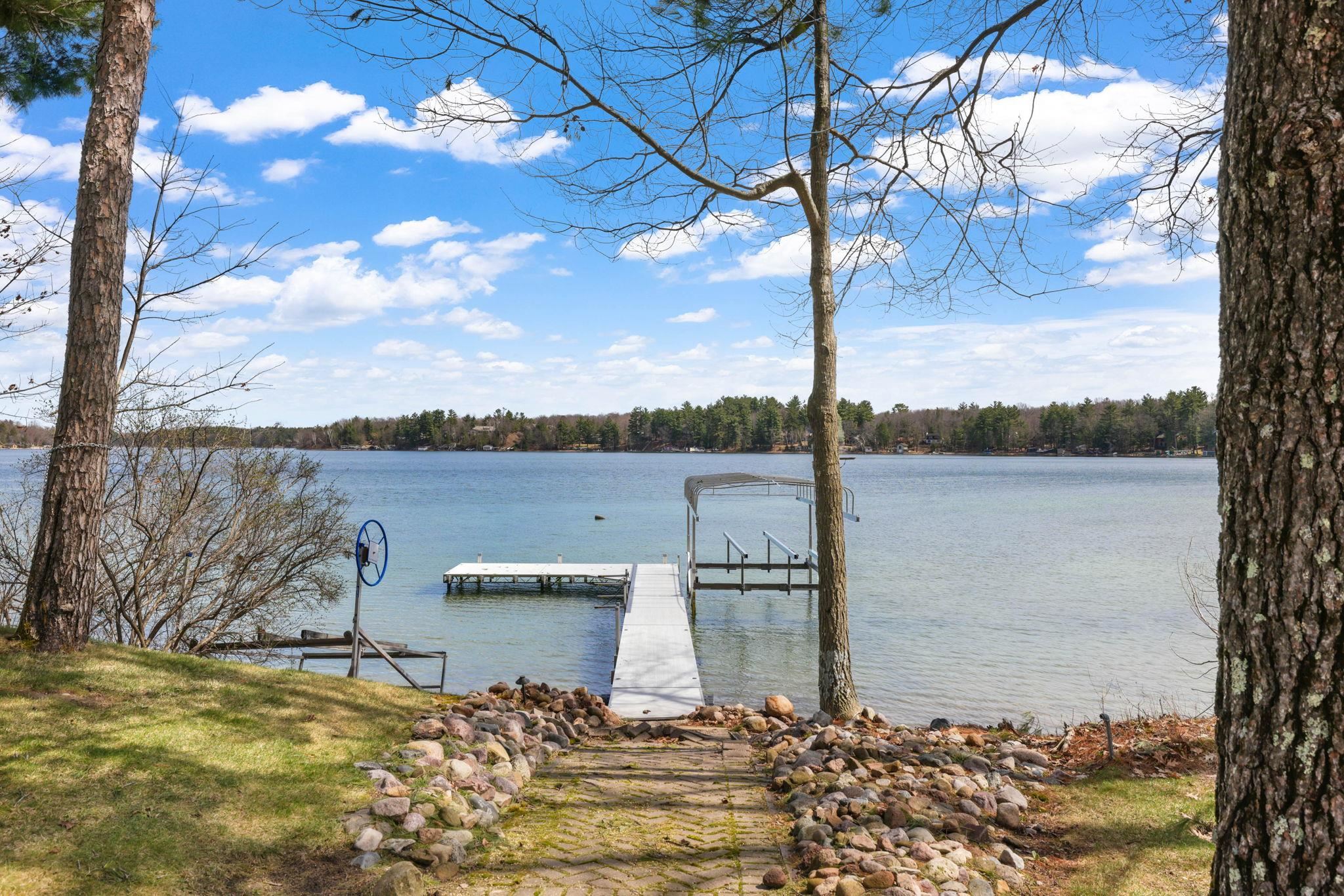 W5020 West Long Lake Road Waupaca, WI 54981 - Photo 5 of 69