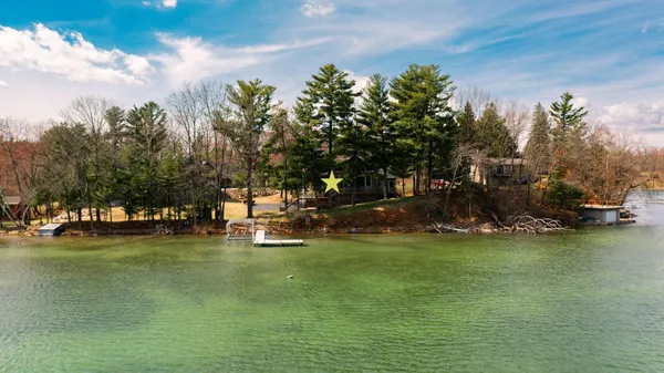 $1,650,000 | W5020 West Long Lake Road, Waupaca, WI 54981