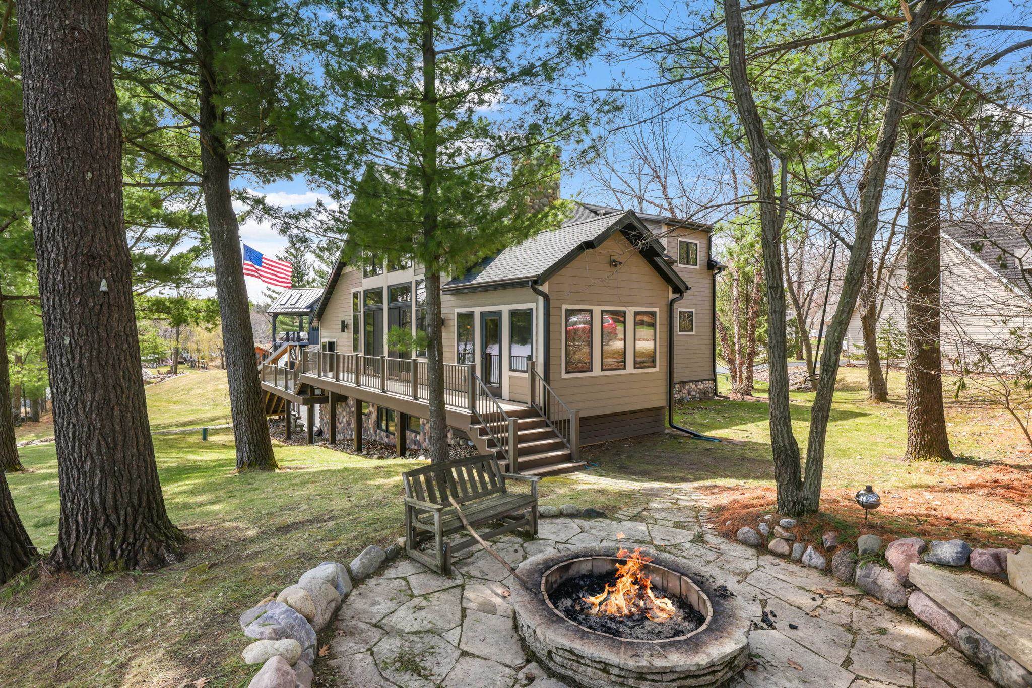 W5020 West Long Lake Road Waupaca, WI 54981 - Photo 6 of 69