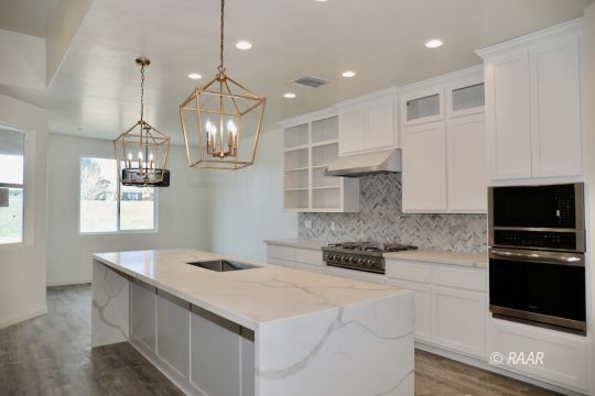 1051 Carolyn Street Ridgecrest, CA 93555 - Photo 6 of 24 Gallery Image 6