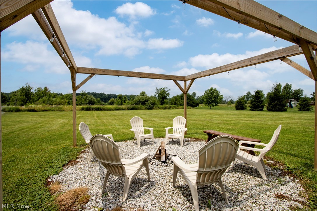 10964 Parmenter Road Burbank, OH 44214 - Photo 8 of 43