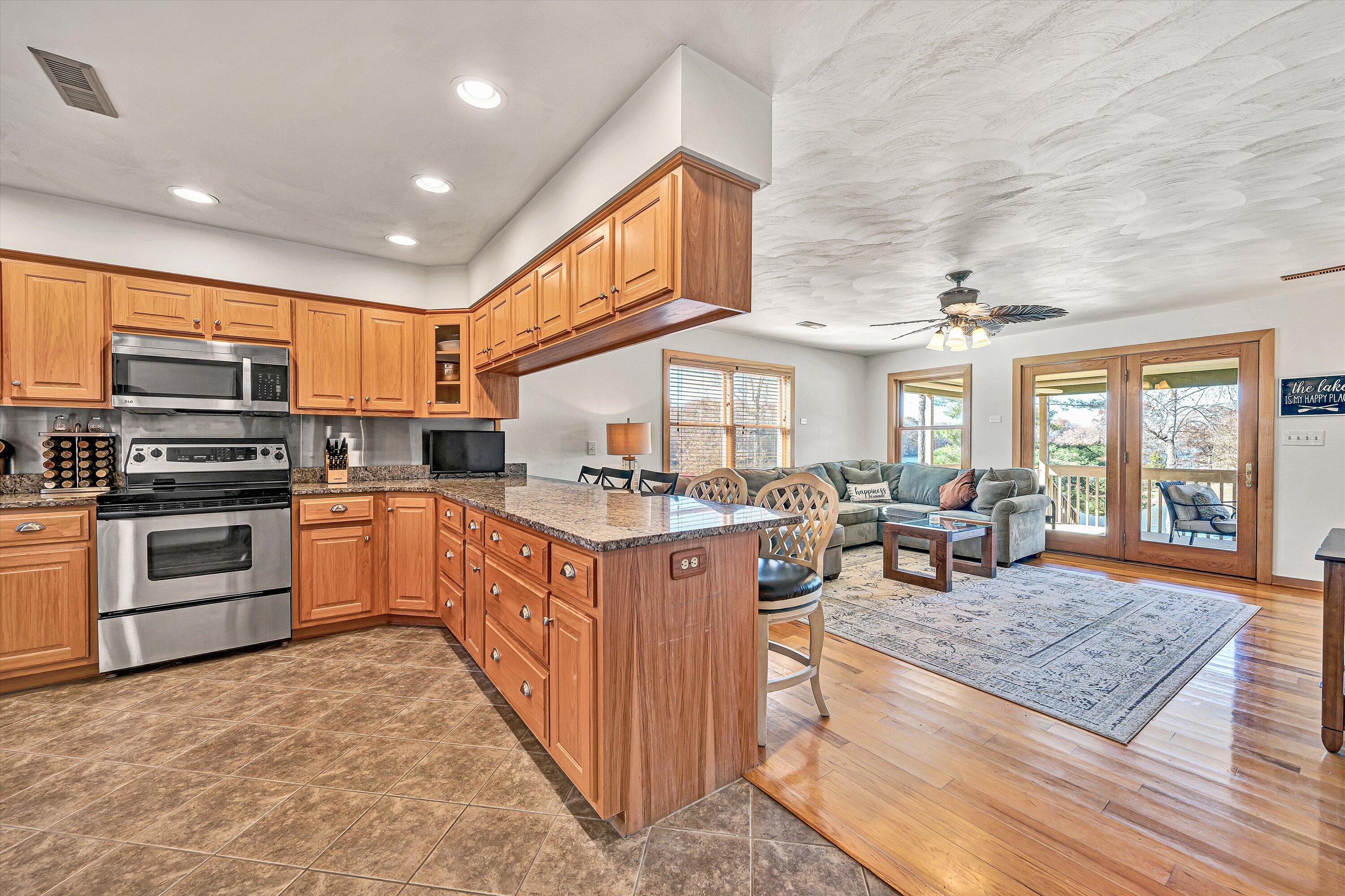 290 Winding Way Union Hall, VA 24176 - Photo 6 of 50 07-DSC00487
