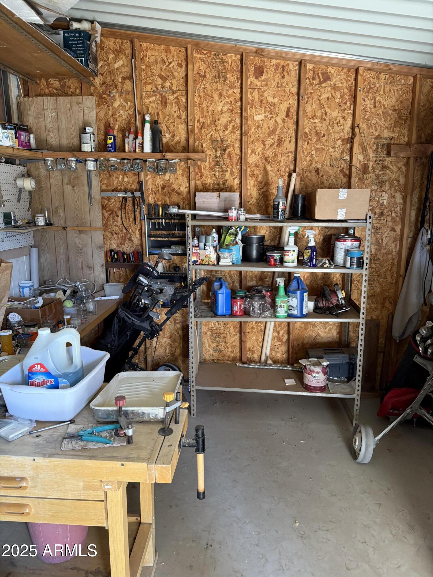 301 South Signal Butte Road, Unit FRNT Apache Junction, AZ 85120 - Photo 27 of 38 a room with musical instruments