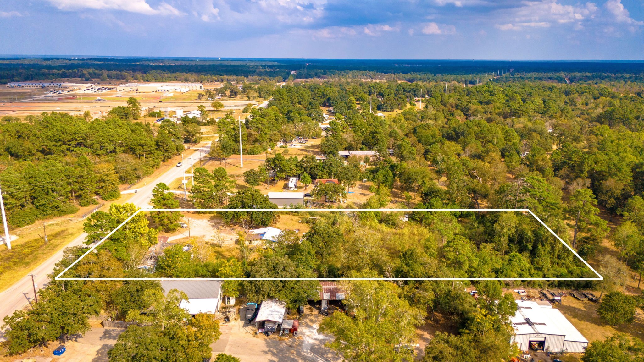 19791 Keenan Cut Off Road Montgomery, TX 77316 - Photo 11 of 41 a view of a balcony