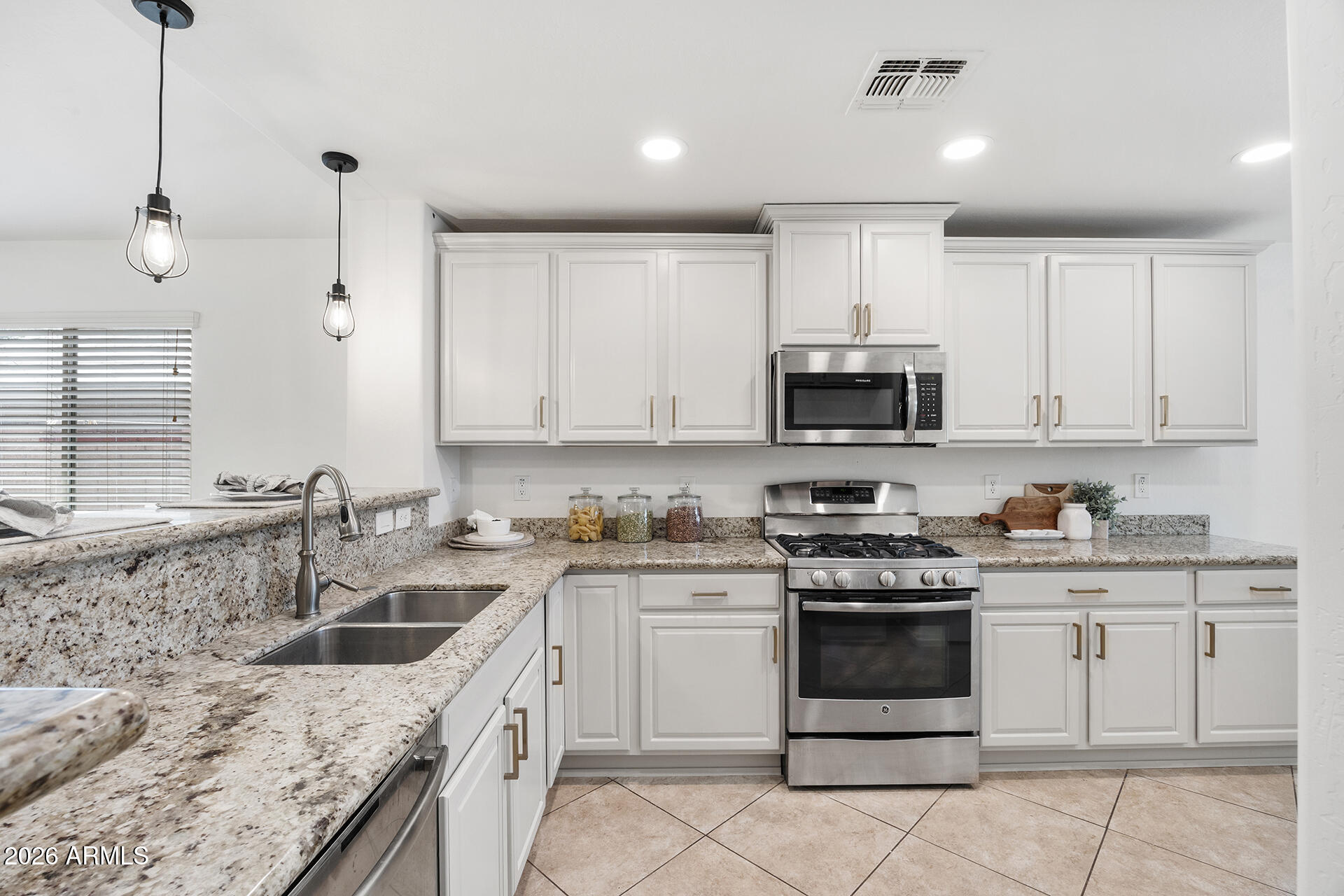 2159 East Stacey Road Gilbert, AZ 85298 - Photo 3 of 43