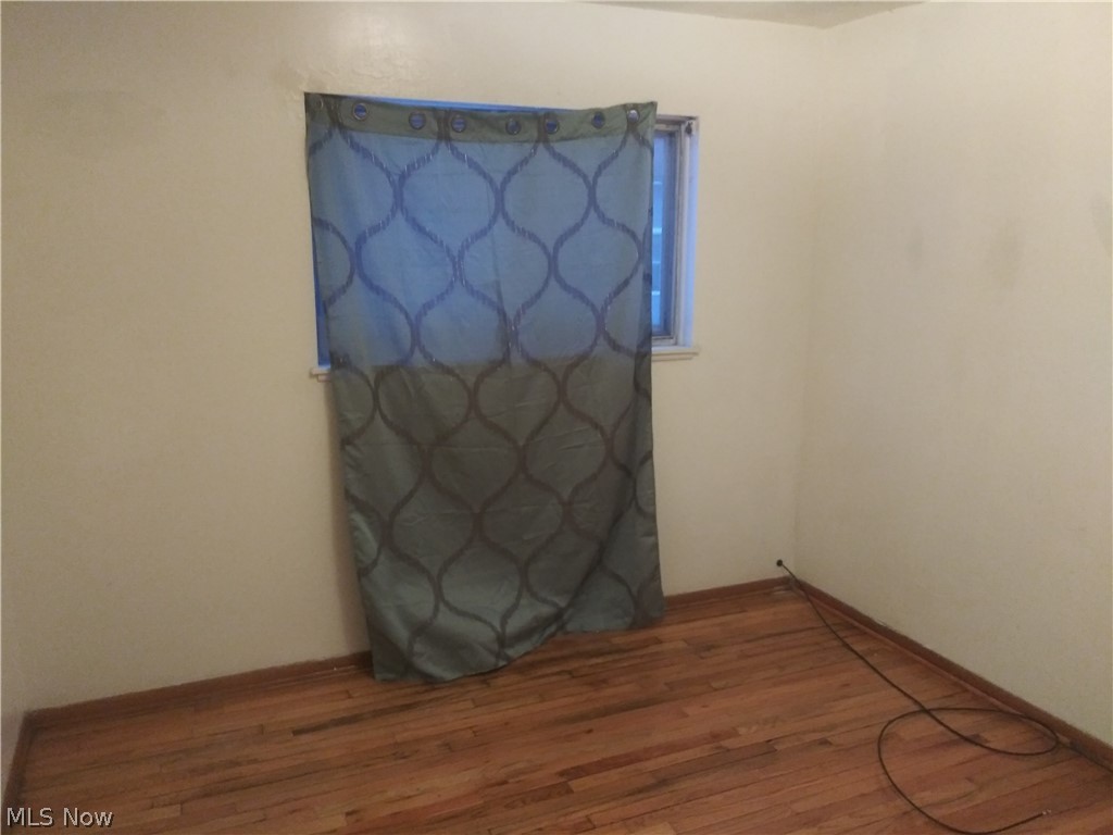 15902 Seville Road Cleveland, OH 44128 - Photo 14 of 24 Gallery Image 14