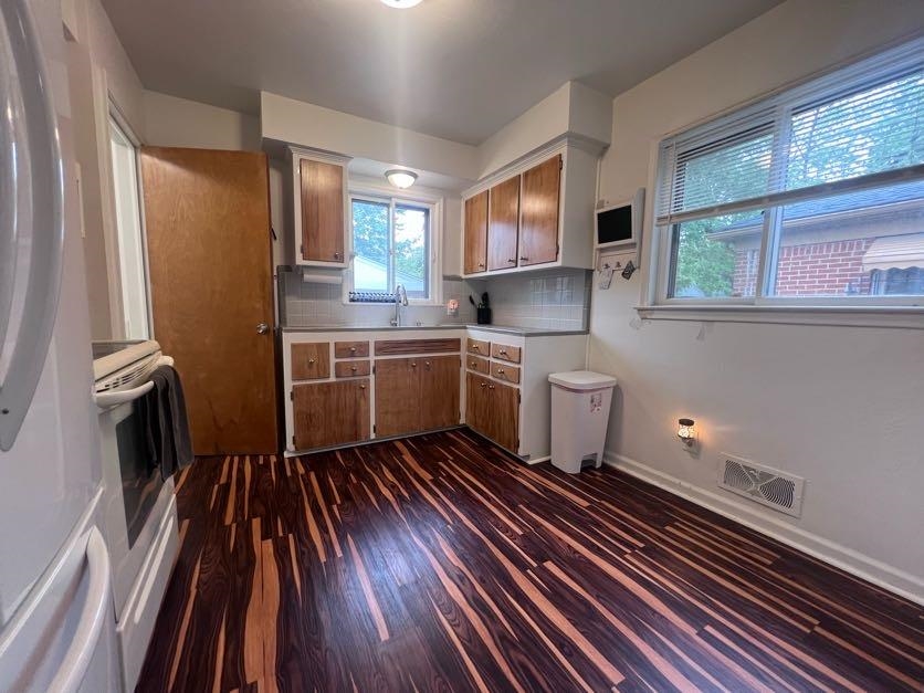 5413 Fleming Road Flint, MI 48504 - Photo 18 of 24