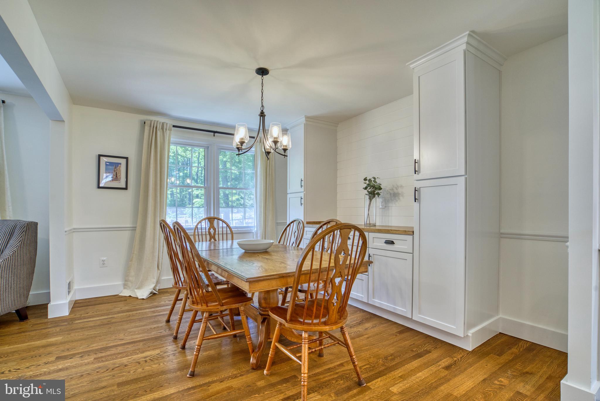 12010 Trotter Lane Reston, VA 20191 - Photo 11 of 79 Dining area