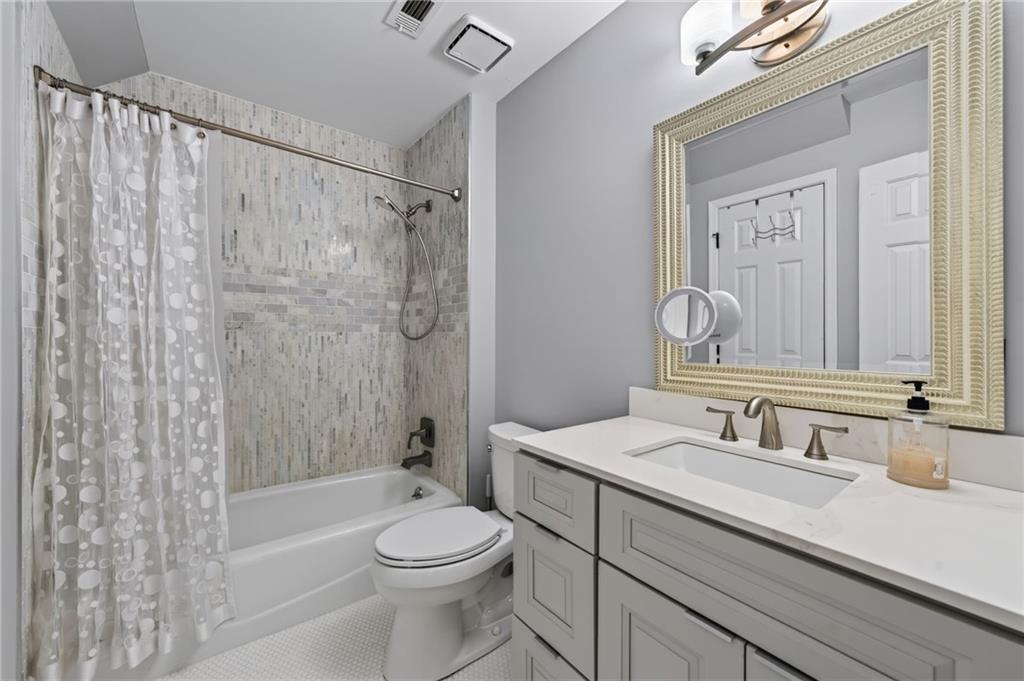 5535 Grove Point Road Johns Creek, GA 30022 - Photo 34 of 73 Gallery Image 34