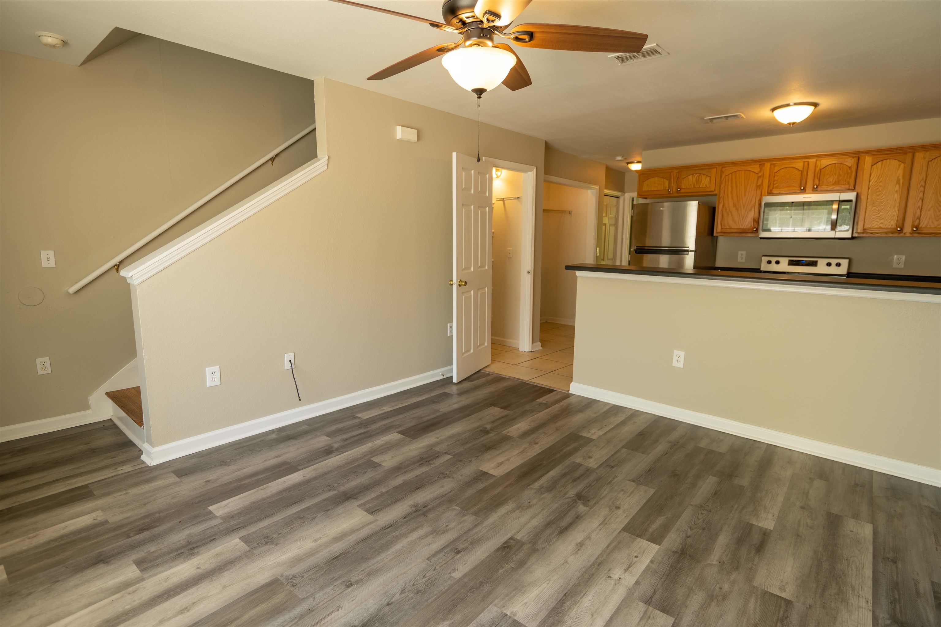 2774 Hartsfield Road, Unit 2 Tallahassee, FL 32303 - Photo 3 of 20