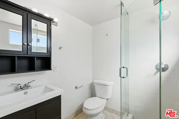 $8,495 | 3900 Pacific Avenue, Unit 1, Marina del Rey, CA 90292