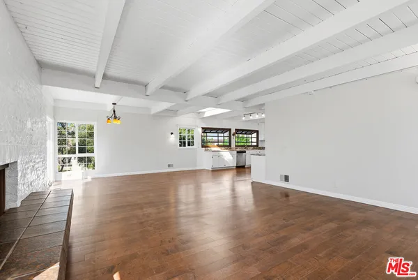 $8,495 | 3900 Pacific Avenue, Unit 1, Marina del Rey, CA 90292