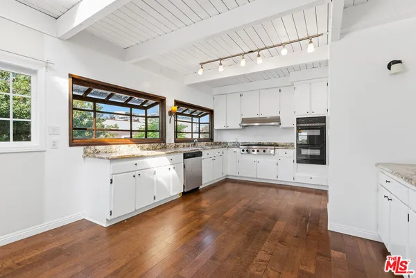 $8,495 | 3900 Pacific Avenue, Unit 1, Marina del Rey, CA 90292
