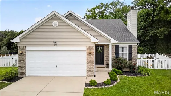 $270,000 | 8300 Crystal Ridge Court, Cedar Hill, MO 63016