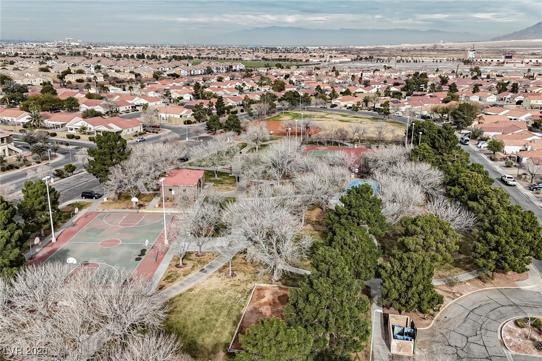 833 Aspen Peak Loop, Unit 2522 Henderson, NV 89011 - Photo 24 of 26 Park acroos the street
