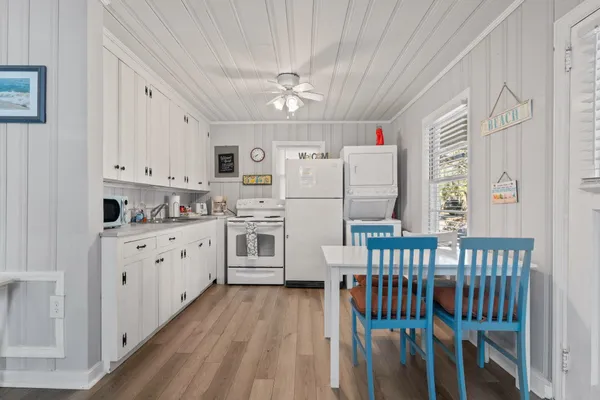 $524,000 | 403 38th Avenue South, North Myrtle Beach, SC 29582
