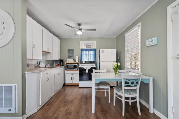 $524,000 | 403 38th Avenue South, North Myrtle Beach, SC 29582