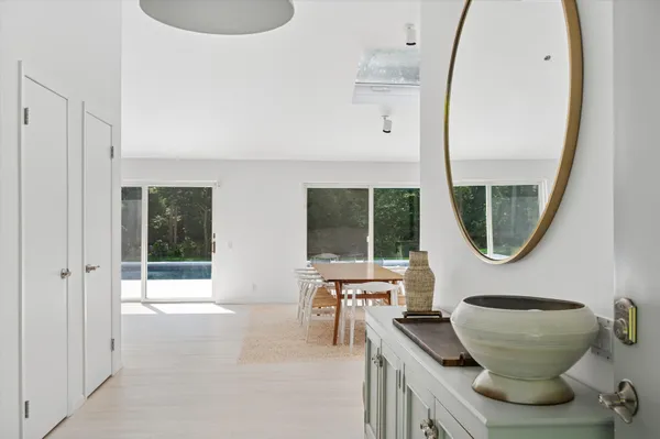 $65,000 | 14 Livery Lane, East Hampton, NY 11937